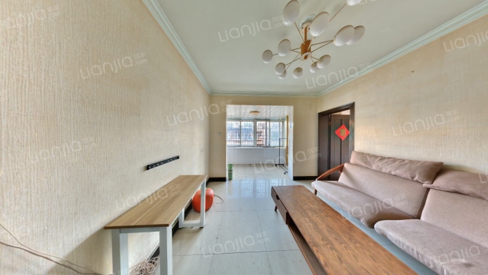 金河小区二手房实景图