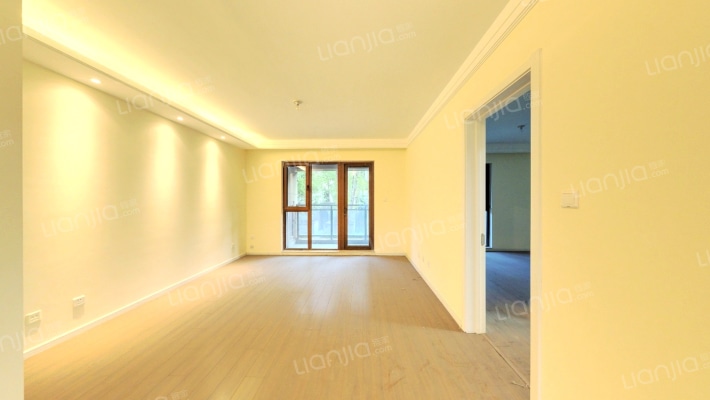 牛驼温泉孔雀城涵泉苑二手房实景图