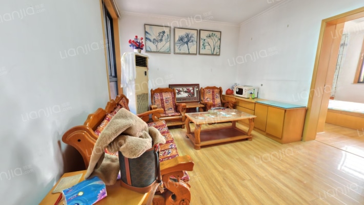 金桥雅苑二手房实景图