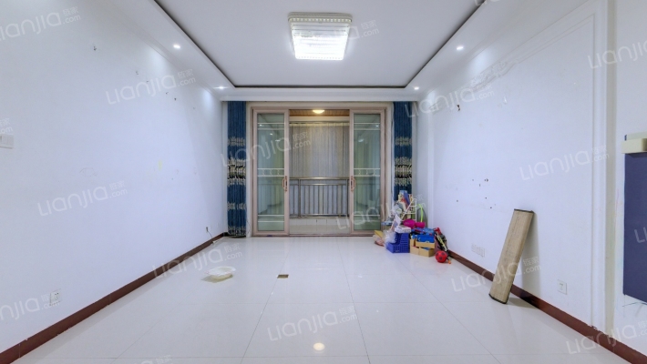 山工苑二手房实景图