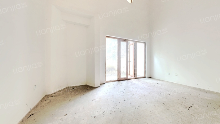 麓山国际圣芭芭拉二手房实景图