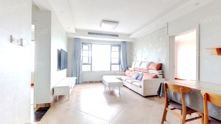 万泰时代城华府二手房实景图