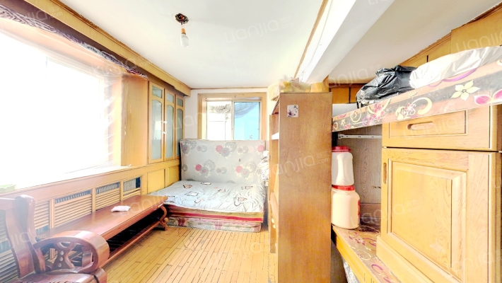 功勋街（胜利桥北商圈）二手房实景图