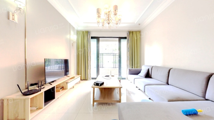 恒大龙江翡翠二手房实景图