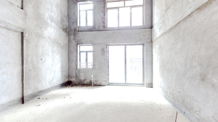 历昌华庭二手房实景图