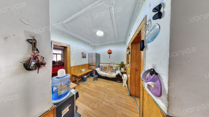 沈场综合楼二手房实景图