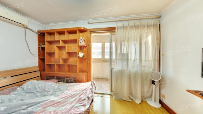 新世界花园二手房实景图