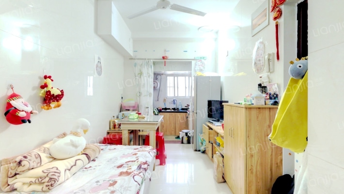 河沿街二手房实景图