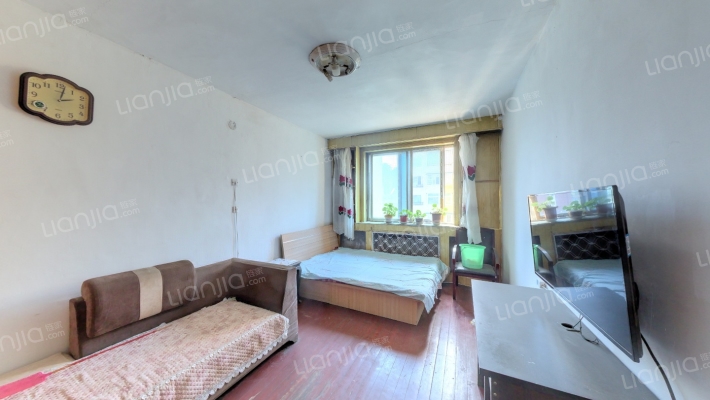 沈铁建东佳园二手房实景图