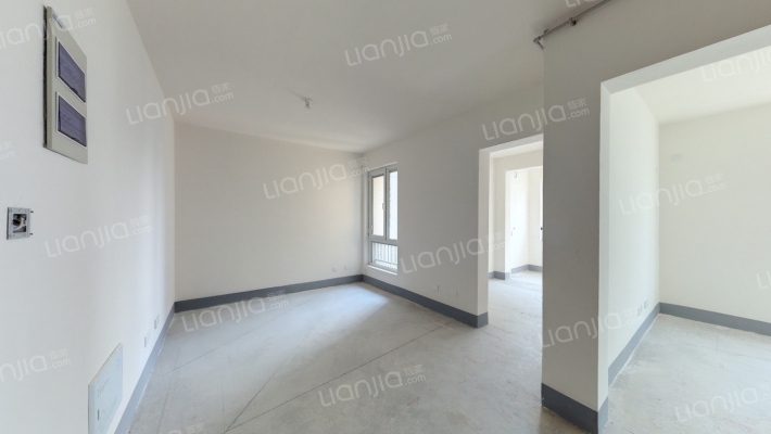 山居花园和苑二手房实景图