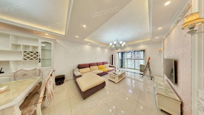 西城公馆二手房实景图