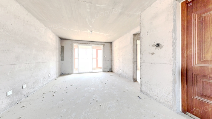 鸿锦凤凰新城二手房实景图