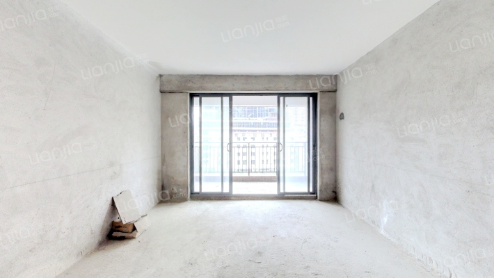 绿茵华府二手房实景图