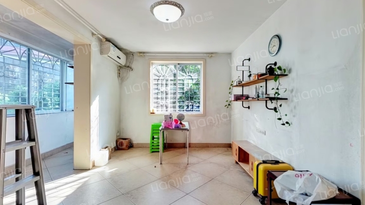 三多路二手房实景图