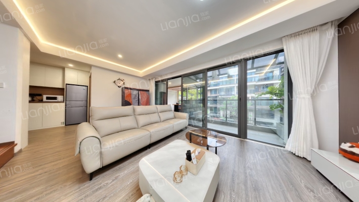 龙湖芳树晴川二手房实景图