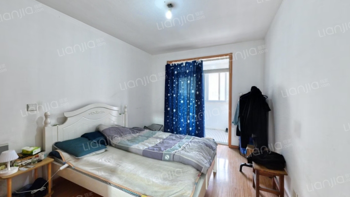 滨河新苑一期二手房实景图