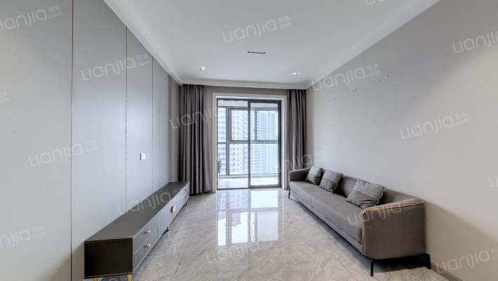 漓江华庭二手房实景图