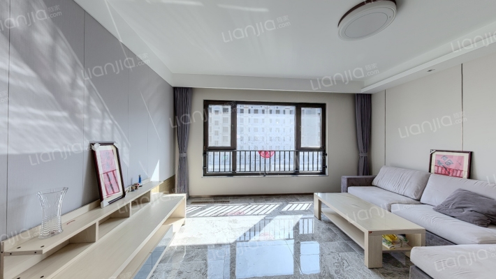 旅游路金茂府二手房实景图