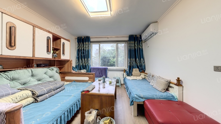 亚凯园小区二手房实景图