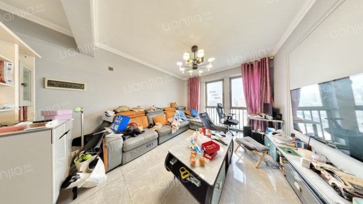 美域二手房实景图