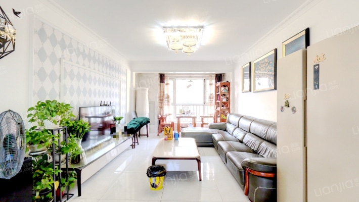 太阳公园三期二手房实景图