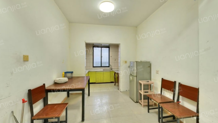 中城花园雅菊苑二手房实景图