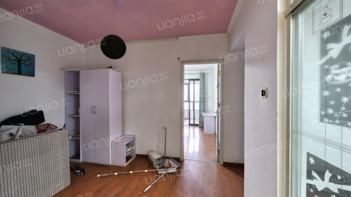 万达揽湖苑B区二手房实景图