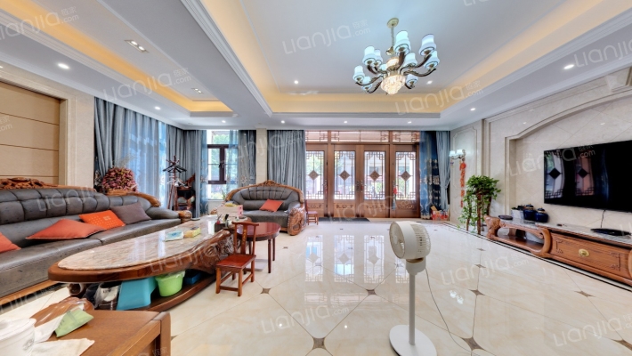 荷美名邸二手房实景图