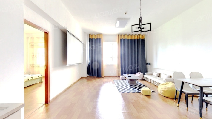 澜花语岸二手房实景图