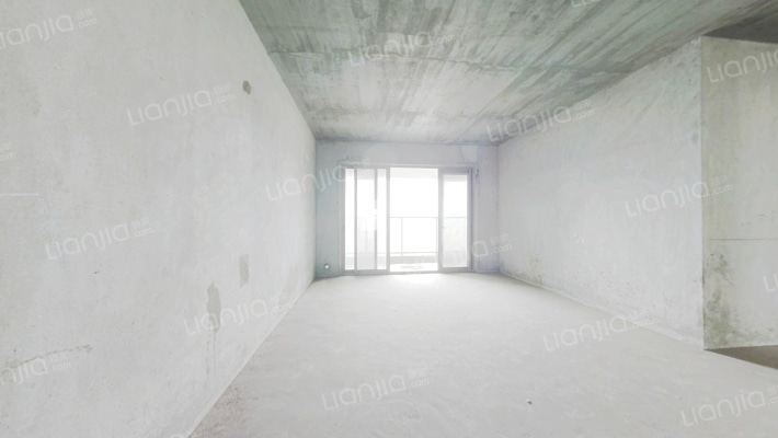 依云水岸二期二手房实景图