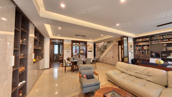 溪谷岚湾二手房实景图