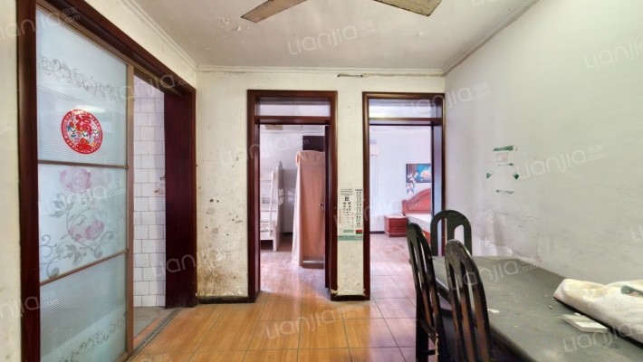 烟厂宿舍二手房实景图