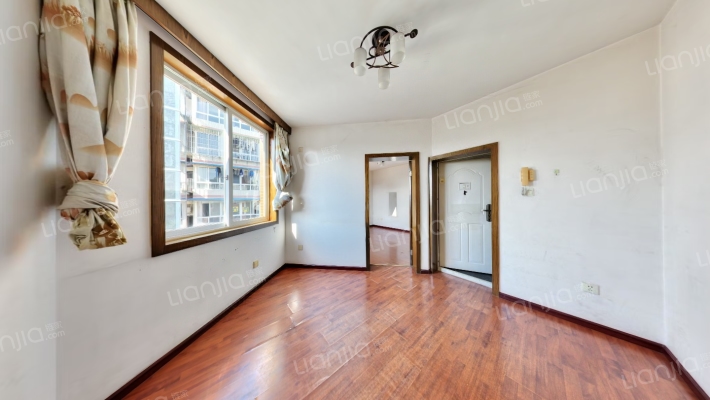 东方家园二手房实景图