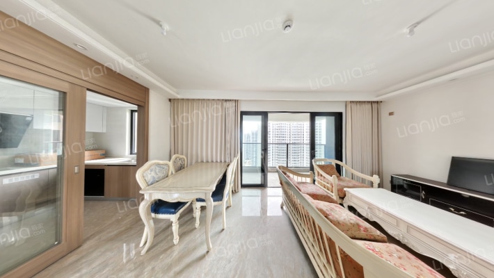 保利天汇左岸二手房实景图