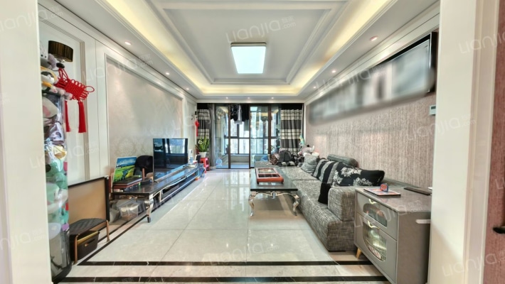 富力华庭C区二手房实景图