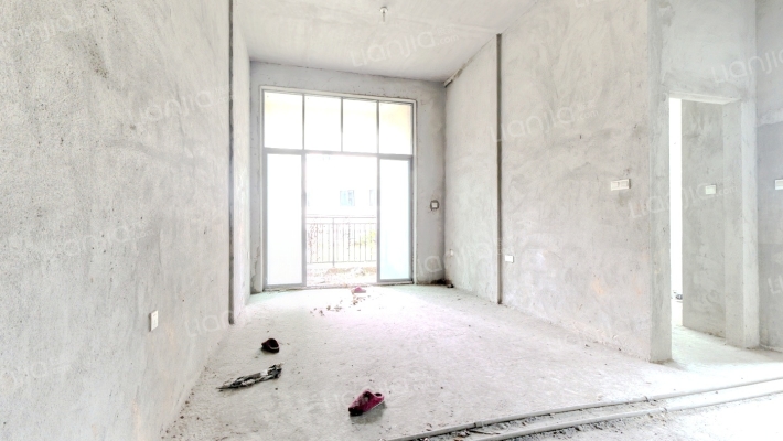 丰泰观山碧水凌峰二手房实景图