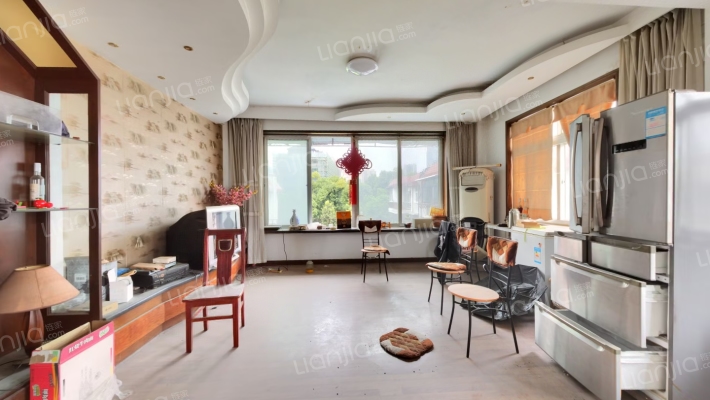 东湖路173号二手房实景图