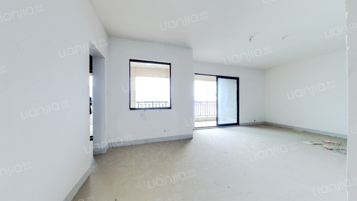 飘鹰富春江花苑二手房实景图