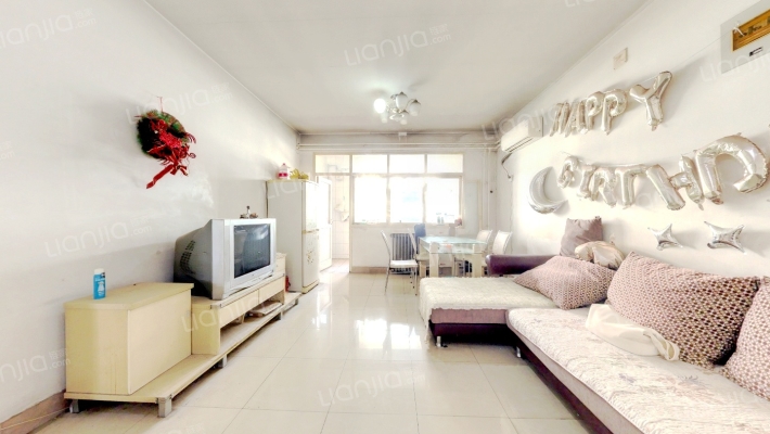 荣兴小区二手房实景图