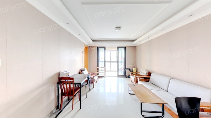 富力十号C区二手房实景图