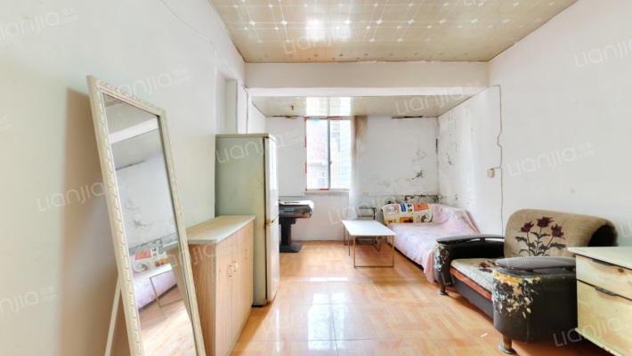 东新路45号二手房实景图