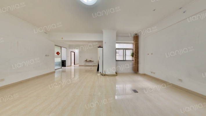 悦泰利贞大厦二手房实景图