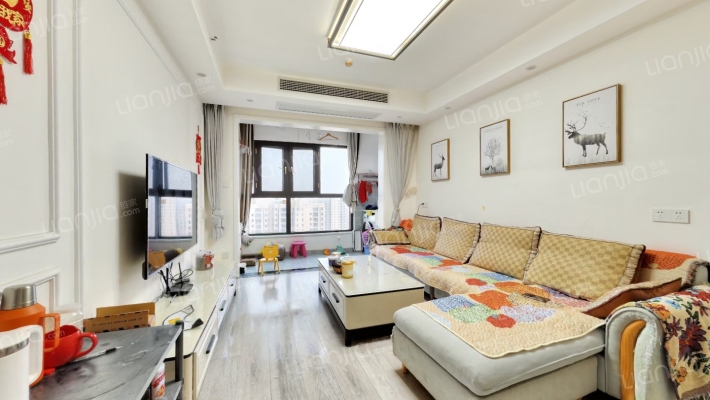 融创公园壹号三期二手房实景图