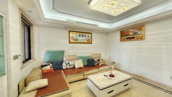 雄汇嘉园二手房实景图
