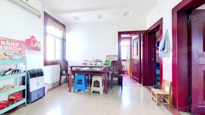 亨达公寓二手房实景图