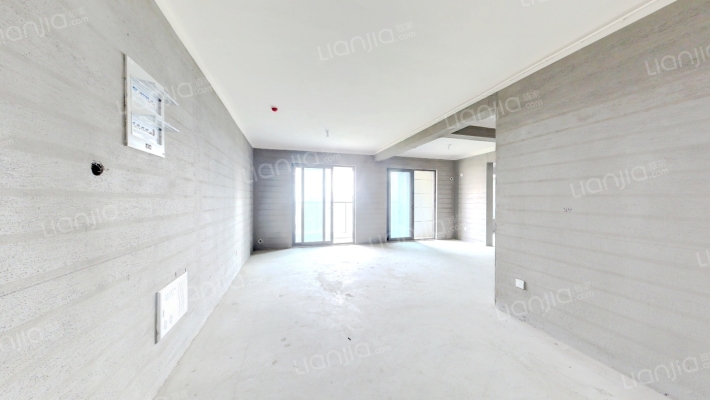 蔚蓝名苑二手房实景图