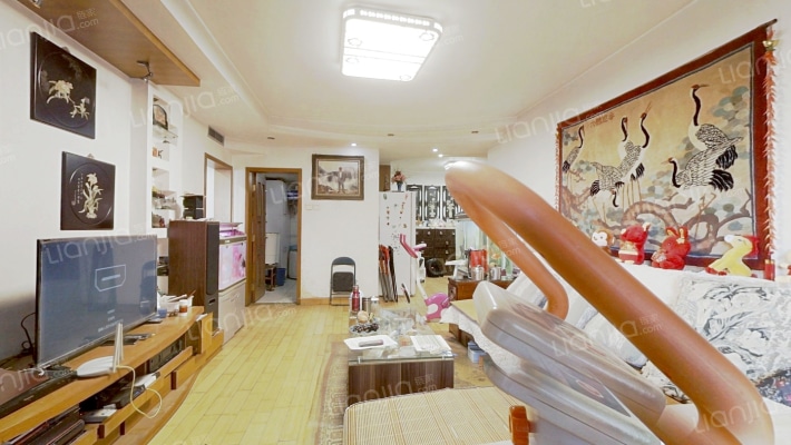 海淀牡丹园2000年满五唯一东南大两居-客厅