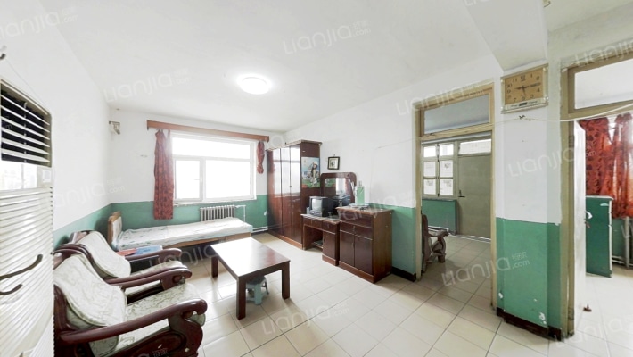 卫生楼二手房实景图