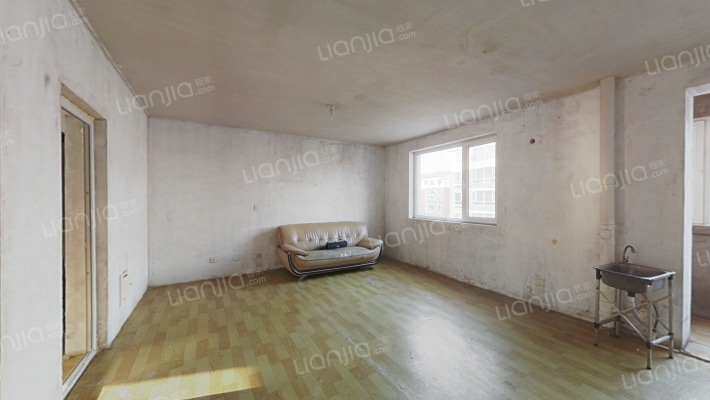 水岸蓝庭二手房实景图