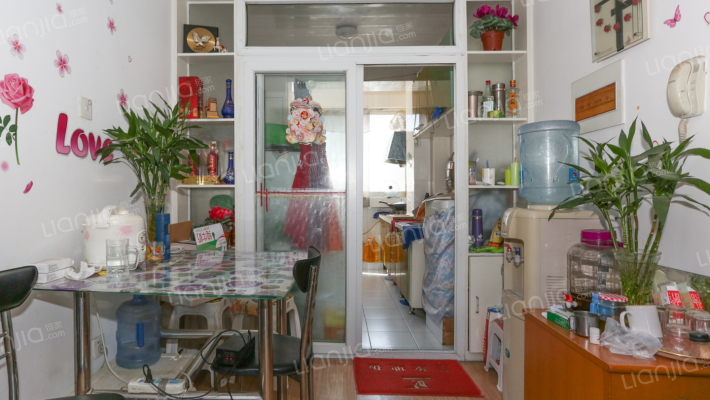 房本满五年、有装修、看房方便、业主靠谱、采光好-餐厅